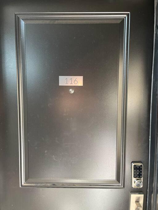 Lovely One Bedroom Condo With Free Parking Niagara-Fälle Exterior foto