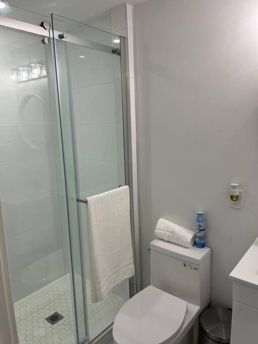 Lovely One Bedroom Condo With Free Parking Niagara-Fälle Exterior foto